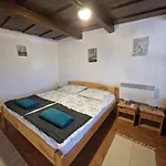 بيت للعطل 100 Eves Preshaz Badacsonyörs