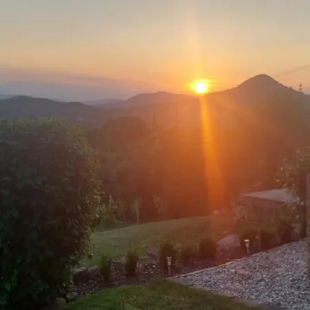 100 éves Présház Nyaraló *