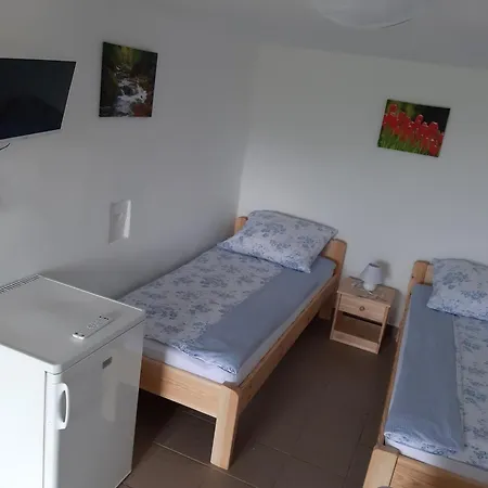 100 éves Présház Nyaraló Badacsonyörs